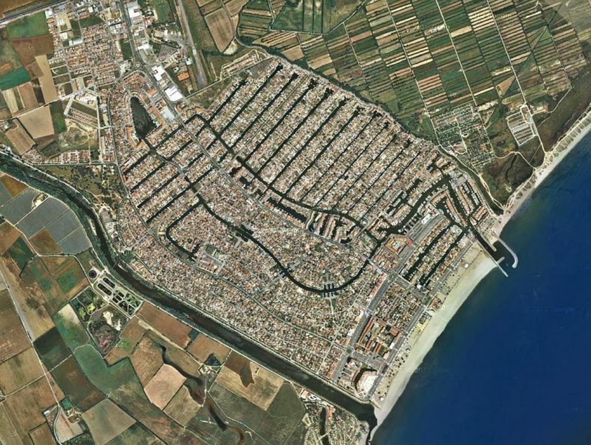 Goldhome - Sylvia - Vistas Espectaculares Al Mar Empuriabrava Exteriér fotografie
